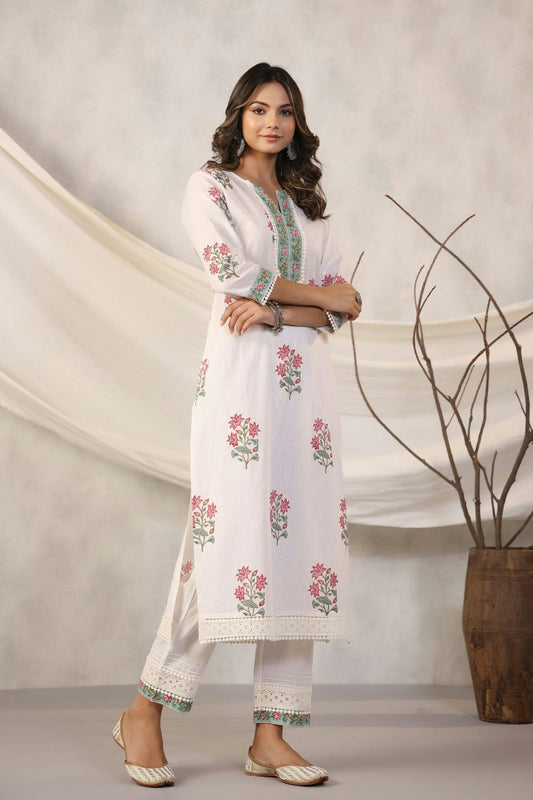 Women Print Cotton Blend Straight Kurta  (White Floral)